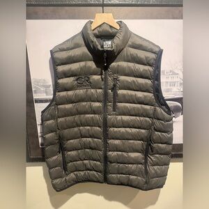 CR Men’s Vest Green with Black Trim XL